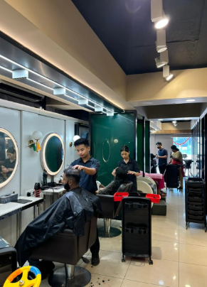 Evermor Salons Adoor