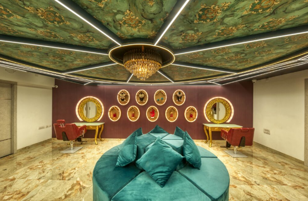 Ashtamudi Unisex Beauty Salon Ramanchira