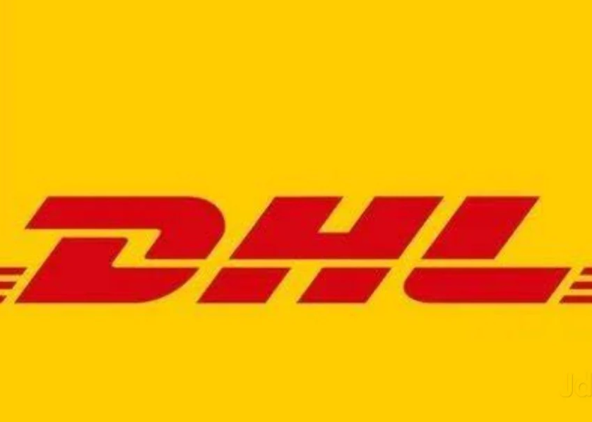 DHL Courier Adoor